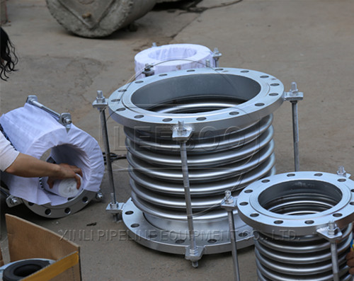 內(nèi)壓式波紋<a href=http://www.zd1860.com target=_blank class=infotextkey>補(bǔ)償器</a>的安裝