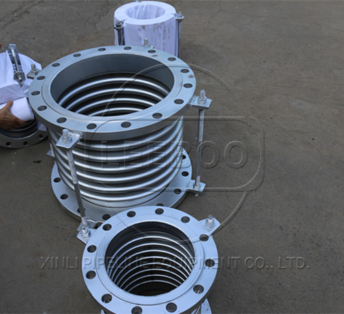 波紋<a href=http://www.zd1860.com target=_blank class=infotextkey>補(bǔ)償器</a>防水擊方案