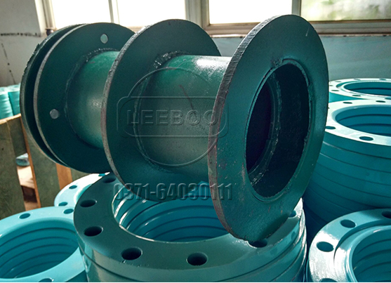 柔性套管式<a href=http://www.zd1860.com target=_blank class=infotextkey>伸縮器</a>的管道作用