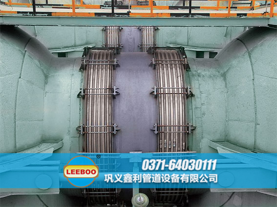 <a href=http://www.zd1860.com target=_blank class=infotextkey>補(bǔ)償器</a>安裝現(xiàn)場(chǎng)圖